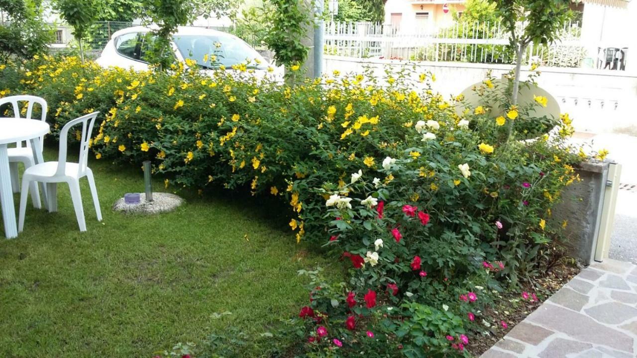 モンツァンバーノCasa Nannyアパートメント エクステリア 写真